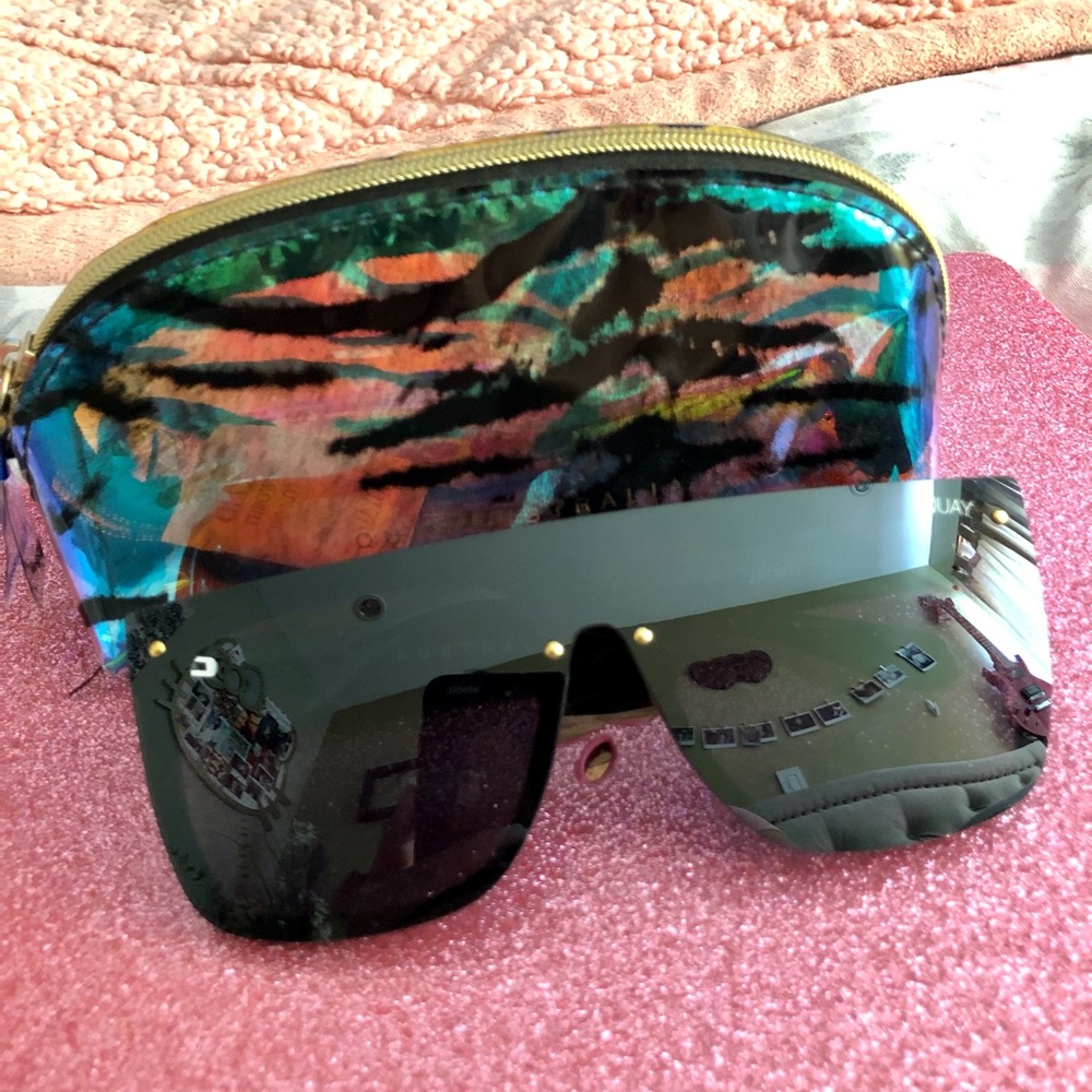 Quay Australia Jaded Shield Sunglasses Unisex